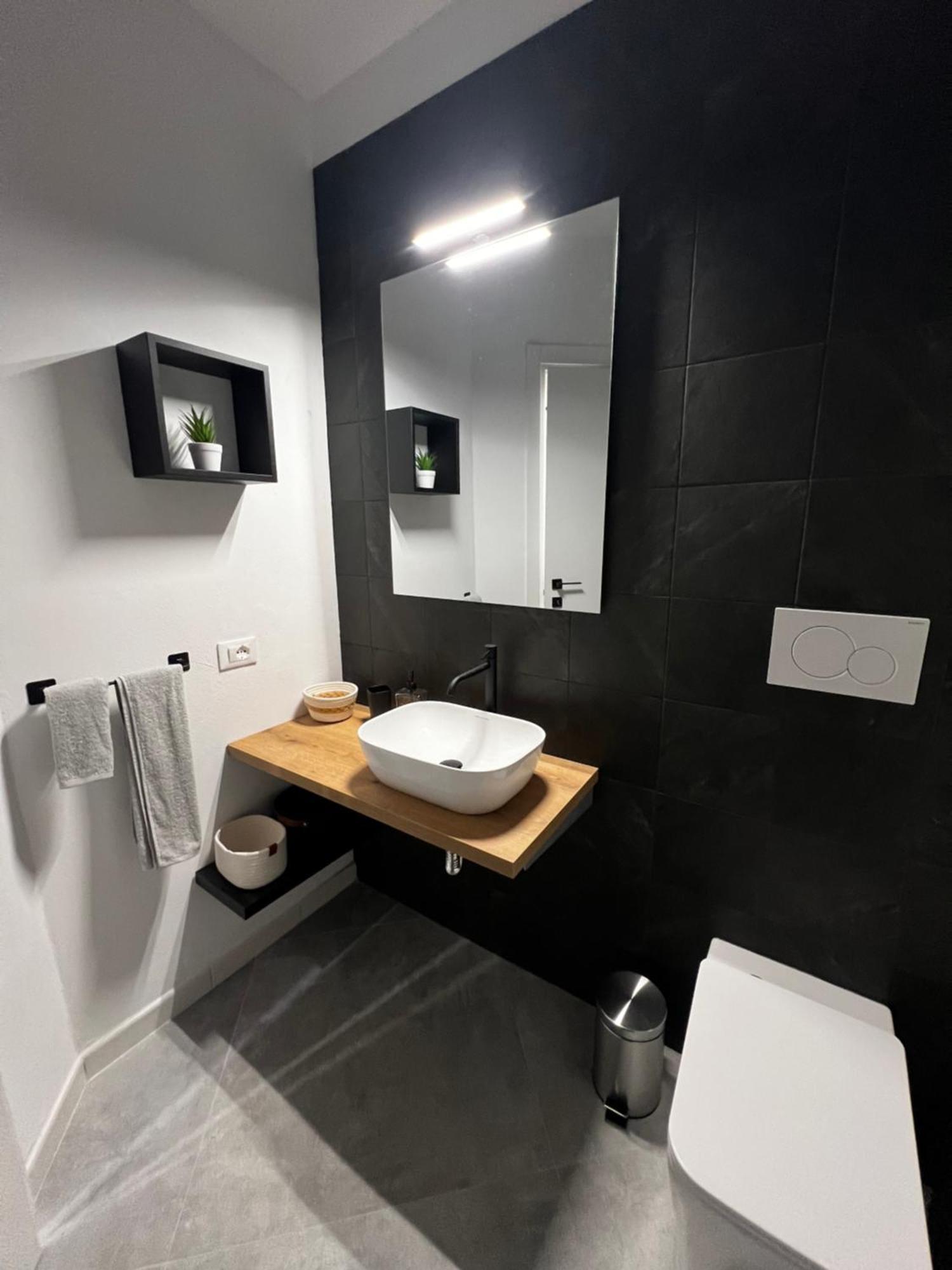 Apartamento Roka House Peschiera del Garda Exterior foto